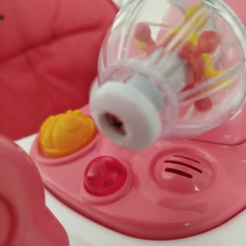 Prego Teddy Yürütecin Keskin Köşesi Bebeğin Parmağını Kesti