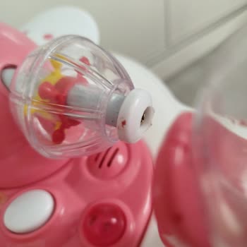 Prego Teddy Yürütecin Keskin Köşesi Bebeğin Parmağını Kesti