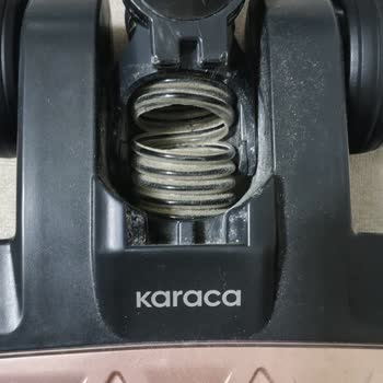 Karaca Züccaciye 45 Günden Fazla Süredir Süpürgesiz Bırakıldım