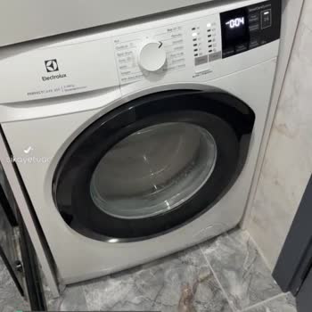 Electrolux Makineden Ses Ve Koku Geliyor