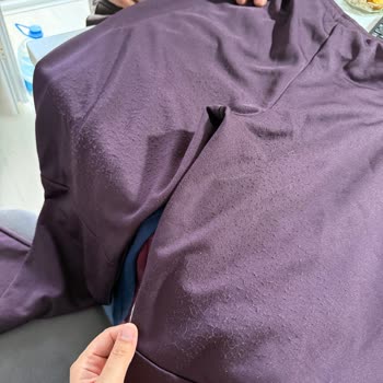 Hummel Eşofmanlarda Anlık Pilling Ve Mağaza Personelinin Saygısız Tutumu