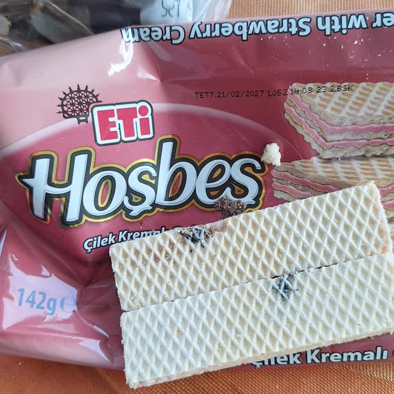 Eti Hoşbeş Çilekli Gofretten Küflü Ürün Ve Çocuk Sağlığı Endişesi
