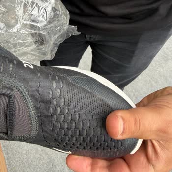 Kısa Sürede İç Filesi Yırtılan Nike Air Max Ayakkabım İçin Açıklama Ve Değişim Talebi