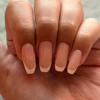 Ala Nail Bar Tırnak Çekimi Kalitesiz, French Uygulaması Tutarsız