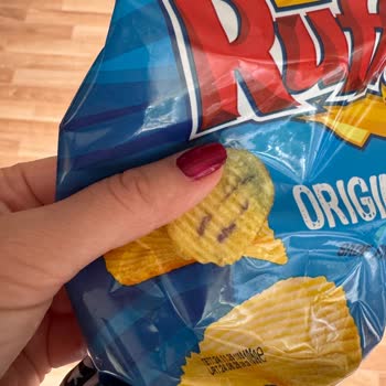 Ruffles Cipsinde Mürekkep Benzeri Kirlenme Ve Cevapsız Müşteri Hizmetleri