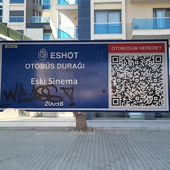 İzmirim Kart Olmadan Şoför Tarafından Otobüsten İndirildi