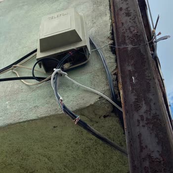 Kablo Ücreti Talebiyle Kesilen İnternet Ve Çözüm Beklentisi