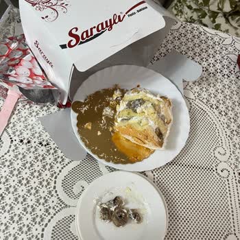 Saraylı Pastanesi Hem Hijyen Hem De Kalite Açısından Güvenimizi Ciddi Şekilde Sarstı