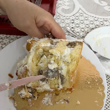 Saraylı Pastanesi Hem Hijyen Hem De Kalite Açısından Güvenimizi Ciddi Şekilde Sarstı