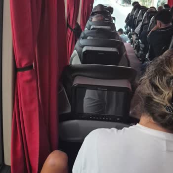 Fazla Yolcu Alınması Ve Sıkışık Koltuklar Nedeniyle Kaba Personel Ve Kirli Araçta Konforsuz Seyahat