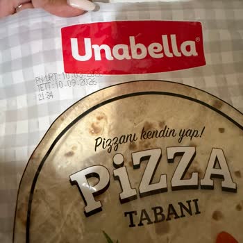 Küflü Pizza Tabanı Üzerinden Sağlık Endişesi Ve Ücret İadesi Talebi