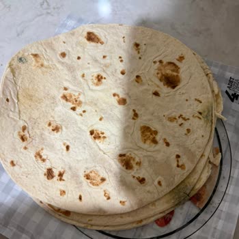 Son Kullanma Tarihine Uymayan Küflü Pizza Tabanı