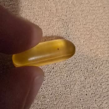 Nature's Supreme Omega 3 Kapsülünde Belirsiz Leke Ve Güvenlik Endişesi