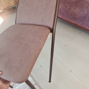 Kısa Sürede Kırılan Sandalyeler Ve Kayıt Görünmeme Sorunu