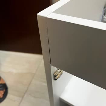 Hasarlı Banyo Dolabı Alt Modülünün Tam Değişimini İstiyorum