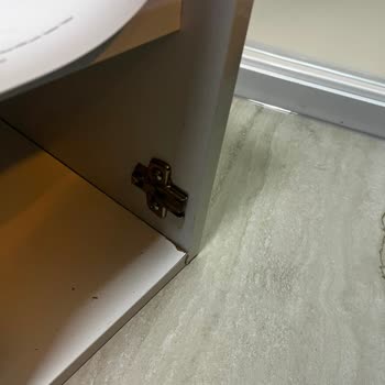 Hasarlı Banyo Dolabı Alt Modülünün Tam Değişimini İstiyorum