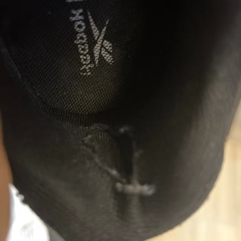 İki Ay İçinde Yırtılan Reebok Ayakkabı İçin İade Reddedildi