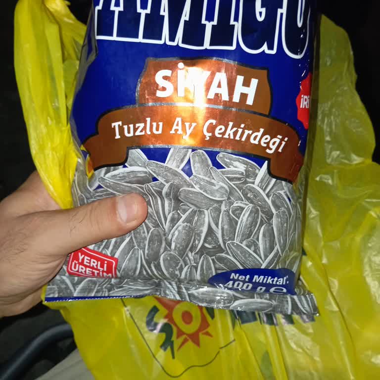Şok Market’te Amigo Tuzlu Ay Çekirdeği Bozulmuş