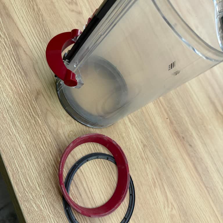 Dyson V15 Detect Absolute Haznesindeki Kırmızı Halka Çöktü Ve Müşteri Hizmetinden Yanıt Yok