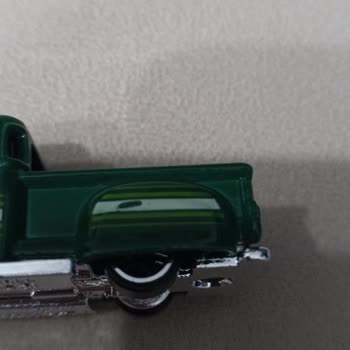 Çizik Ve Kusurlu Hot Wheels Arabası Hediye Olarak Alınınca Hayal Kırıklığı