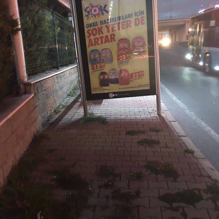 Şoförün İhmaliyle Otobüs Durağa Girmedi Rotayı Değiştirerek Antalya’ya Zorladı