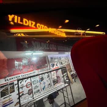 Kamil Koç Otobüsünde 3 Saat Süren Lastik Patlaması Ve Müşteri Bilgilendirmesindeki Eksiklik