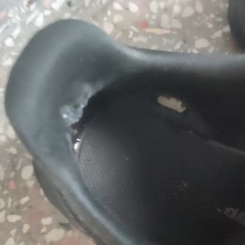 Kısa Sürede Yırtılan Salomon Ayakkabısına İade Ve Değişim Talebi