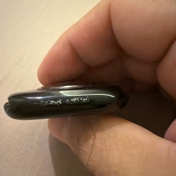 Apple Watch Series 11'te Boya Atması Ve Ürün Değişim Talebi
