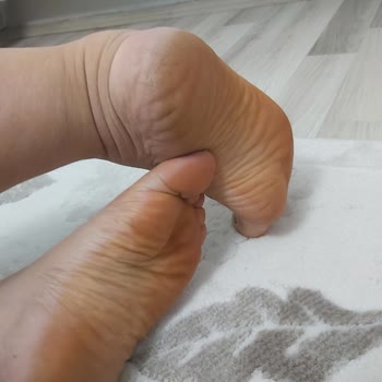 Deichmann Terlikte Ayıplı Boya Akması Ve Taban Bozulması İade Reddi