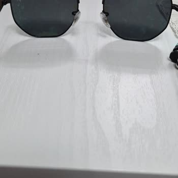 Rayban Polarize Gözlüğünün Deniz Ve Havuz Suyu Lekesi Garanti Reddi