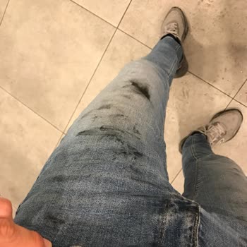 Opet Dörtel İstasyonunda Kirli Hortumdan Yağ Lekesi
