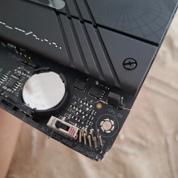 Hepsiburada'dan Açılmış Ve Müdahale Edilmiş Asus Anakartı İçin Yeni Ürün Talebi