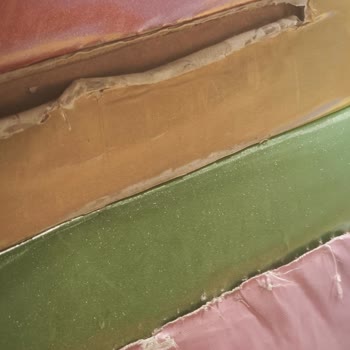 Playland Fabrikalar’da Çocuklar İçin Tehlikeli Ve Havasız Oyun Alanı