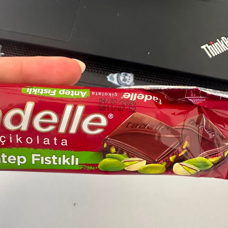 Tadelle Antep Fıstıklı Çikolatada Kötü Koku Ve Hijyen Endişesi