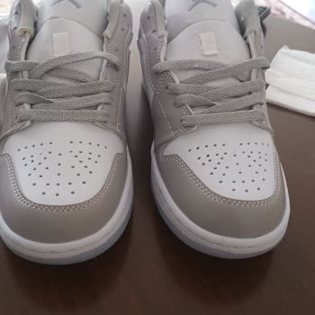 Sneakerslife.tr Görselden Farklı Gelen Ürün ve Değişimde Kargo Ücreti Kesti