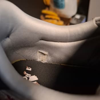 Adidas Ayakkabısında Üç Ayda İç Astar Yırtılması Değişim Ve İade Talebi