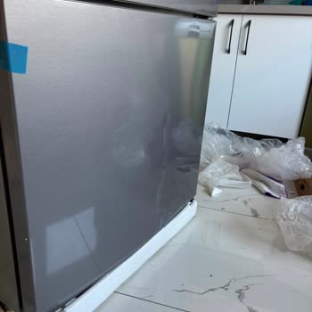 Hasarlı Buzdolabı Değişim Talebi Ve İletişim Sorunları