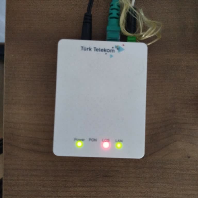 İnternet Hızı Düşüşü Ve Kesintisi Sonrası Müşteri Hizmetleri Sorunu Ve İade Talebi