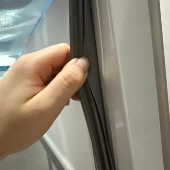 Kırık Kapı Buzdolabı Teslimatı, Müşteri Hizmetlerinden Yardım Alınamadı
