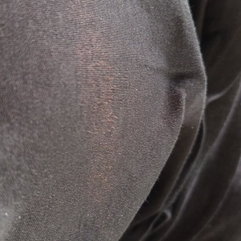 Mavi T-Shirt Renk Atması Ve Tam İade Talebi