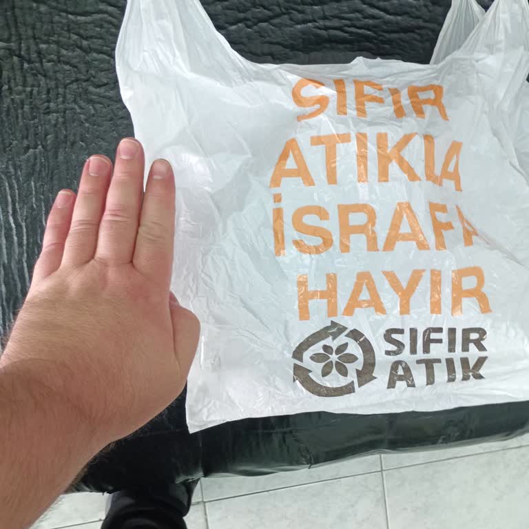 Migros Poşet Boyutları Küçültülmüş Müşteriyi Mağdur Ediyor