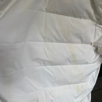 Adidas Mağazasının Yanlış Yıkama Talimatı Nedeniyle Montta Oluşan Lekeler Ve İade Talebim