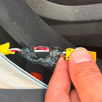Arabam.com'dan Alınan Araçta Gizli Airbag Manipülasyonu Ve Ciddi Güvenlik Tehlikesi