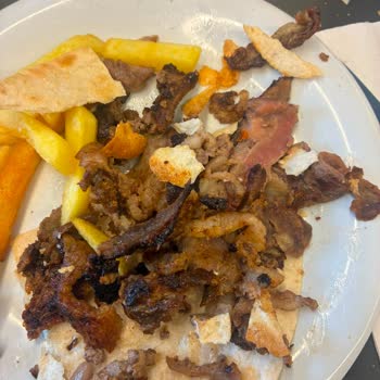 Marmaris Köfteci Yusuf Şubesinde Uzun Bekleme Ve Kalitesiz Yemekler