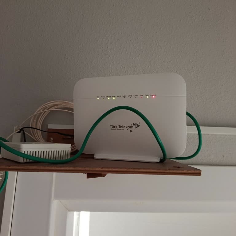 52 Saatlik İnternet Kesintisi Ve Çözüm Talebi