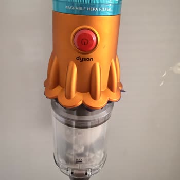 Dyson V12S Süpürgede Deformasyon Ve Koku Sorunu İçin Garanti Çözümü Talebi
