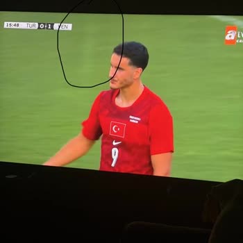 Ekranda Bulut Şeklinde Lekeler Görüntüyü Bozuyor