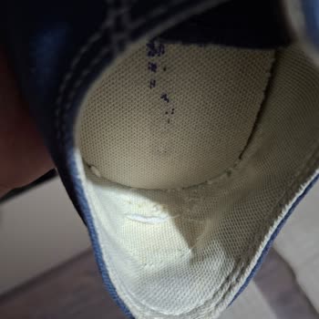 Ayıplı Converse Chuck 70 Sneaker'da Aşınma Ve Mağazanın Çözüm Sunmaması