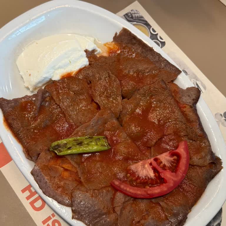 Ankara Antares AVM HD İskender Şubesinde Soğuk Et Ve Bayat Pide Şikayeti