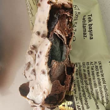 Sağlık Riski Taşıyan Bozulmuş Magnum Mini Dondurması, Müşteri Hizmetine Ulaşılamıyor